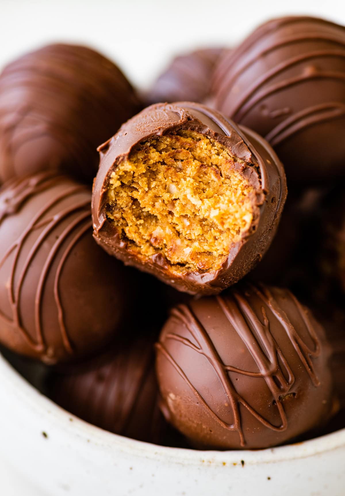 Healthier Peanut Butter Balls: Your Smart Snack Choice